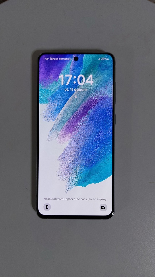 Продам 
Samsung Galaxy S21 FE (2)