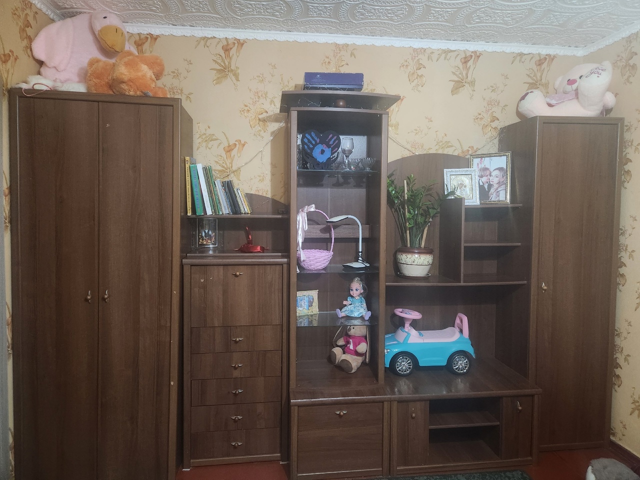 Продам стенку. 5 тыс. 959-514-01-67