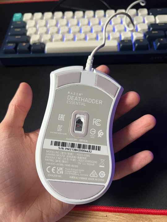 продам мышку RAZER Deathadder essential
хорошое (1)