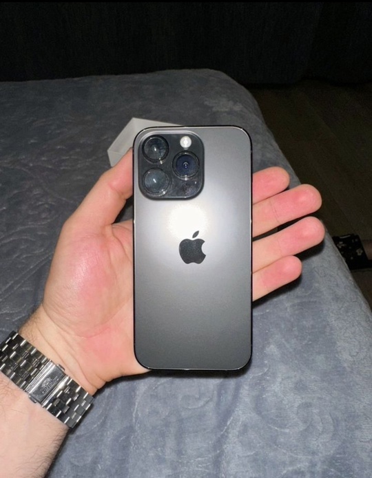 Продам IPhone 14 Pro 128