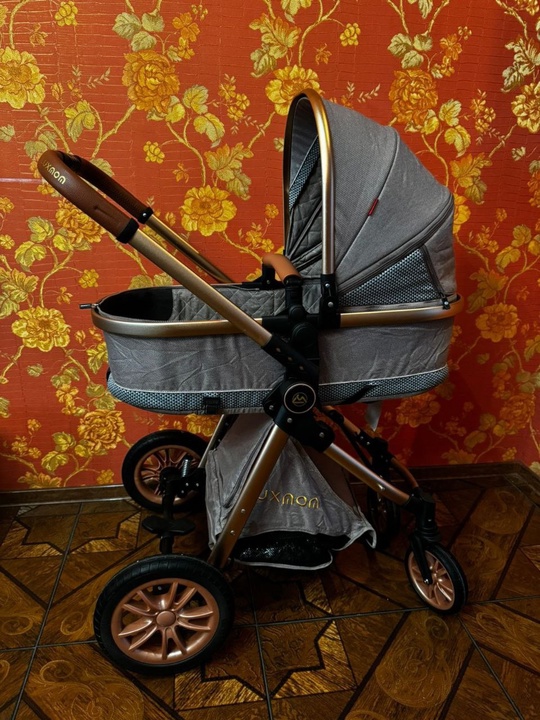 Продам коляску luxmom , состояние