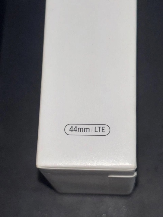 Samsung watch series 7 44mm (1)