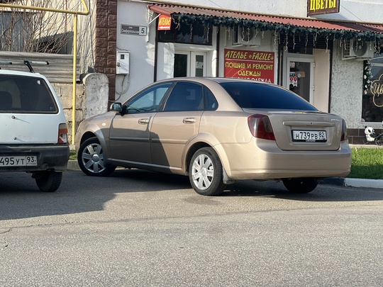 ✅Собственник !
✅2007 год
✅Пробег 200000
✅Осмотр Саки
✅79782031141
✅79782881191
✅550000 (4)