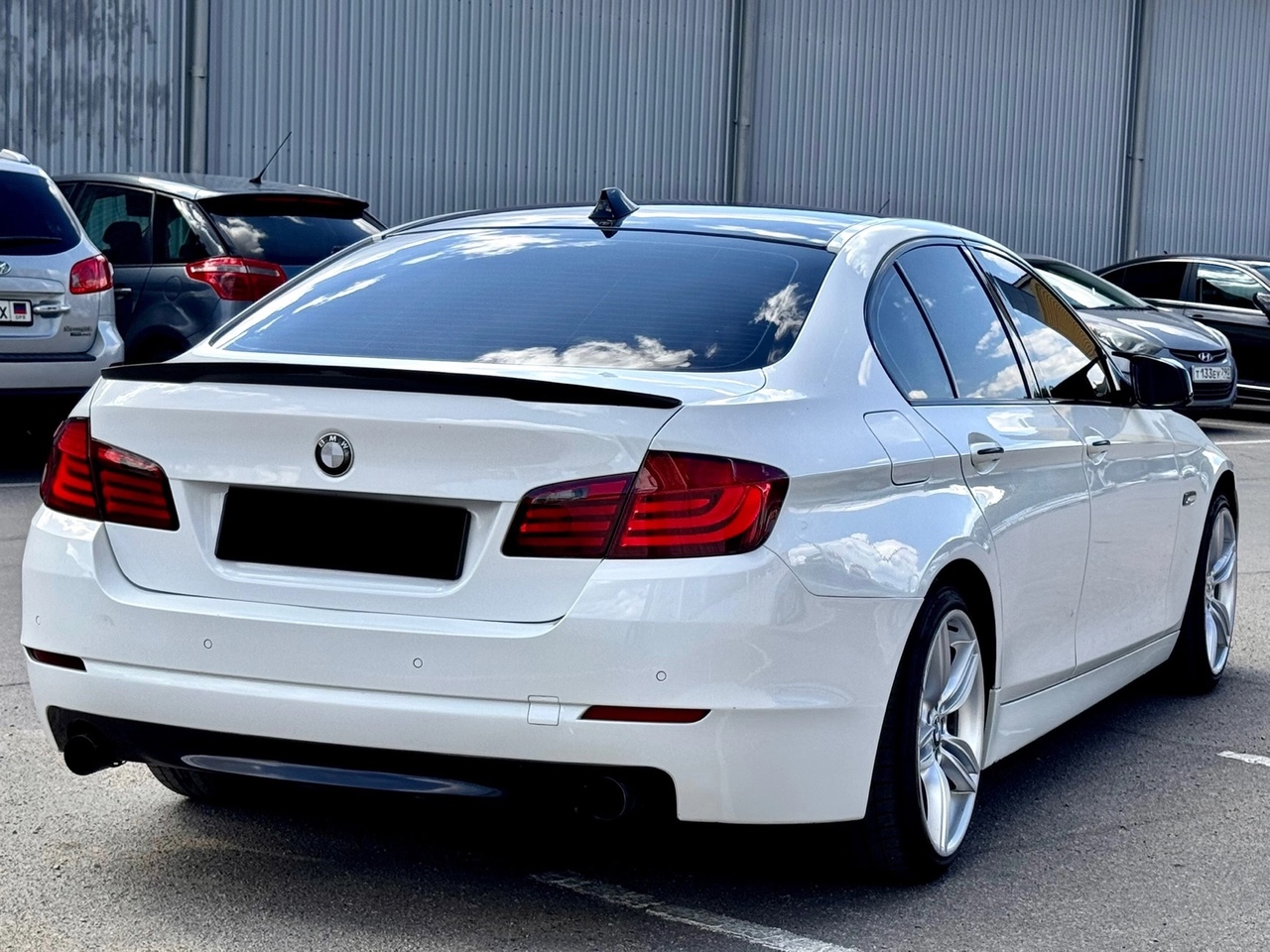 BMW F10 535I 
Двигатель : (5)