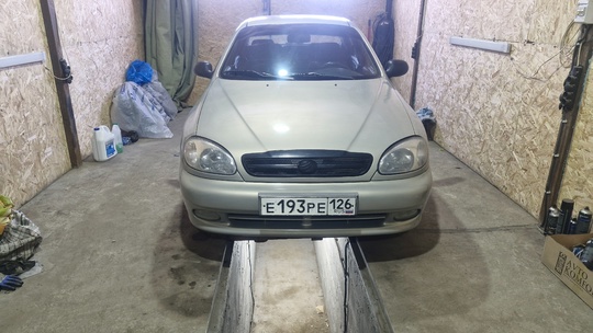 Продам Ланос 2009г  1.5 (2)