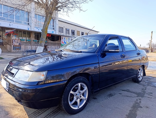 Продам свой ухоженный  автомобиль!
2110 (3)
