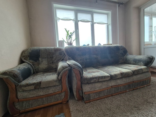 Продам диван, цена 1тыс.руб.
Самовывоз, г.Луганск