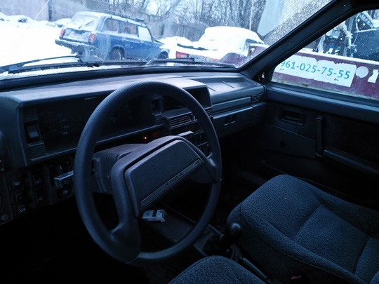 Продам ваз 2109 
2004 год
Пробег: (8)