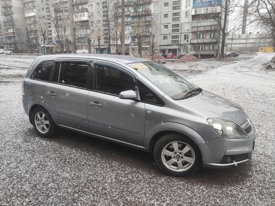 Продам opel zafira B 2006 (1)