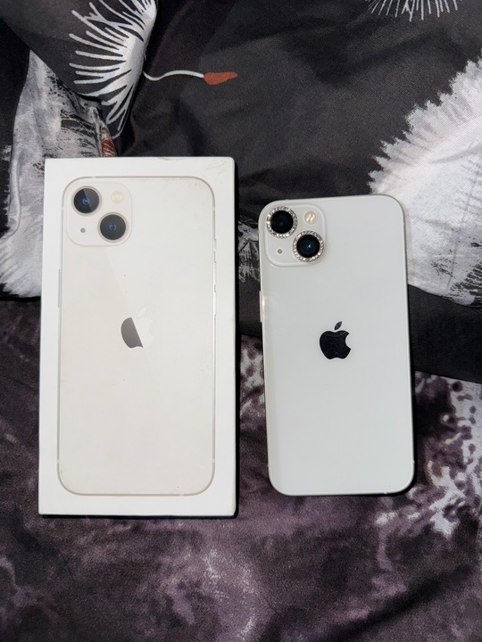 Продам айфон 13 128 gb