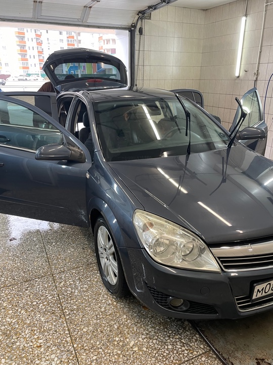 Opel Astra. Mашинa в теxничеcки (1)
