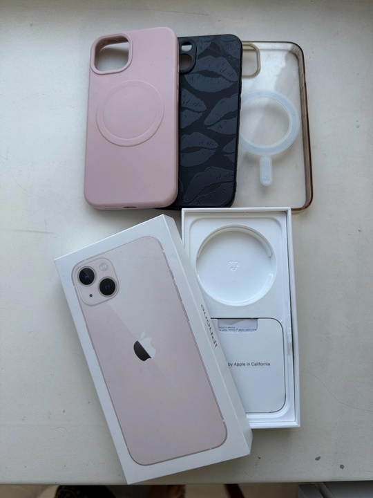 Продаю свой iPhone 13 в