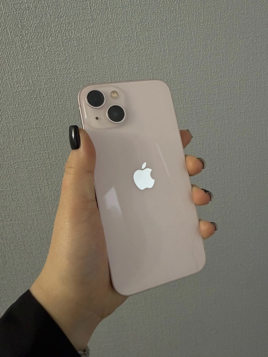 Продаю свой iPhone 13 в (2)