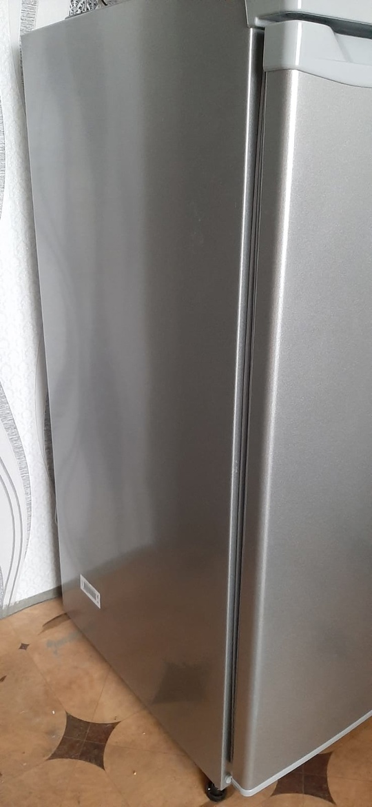 Продам морозильный шкаф на 4 (1)