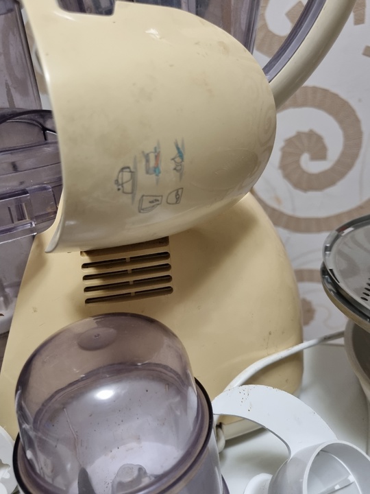 РАБОЧИЙ 
В НЕМ ЕСТЬ ВСЕ (3)