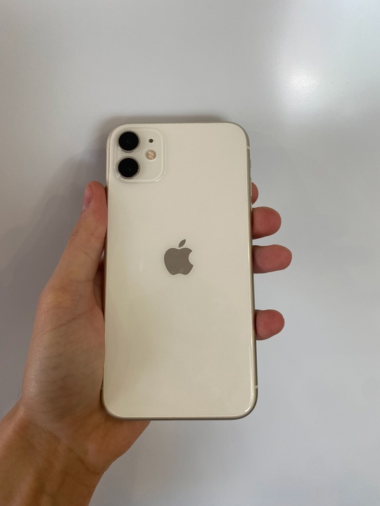 Продам iPhone 11/64 gb
Телефон в (2)