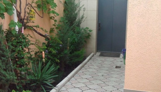 Крым,Евпатория,звонить +7(978)623-81-29 
Продается 2 этажный (8)