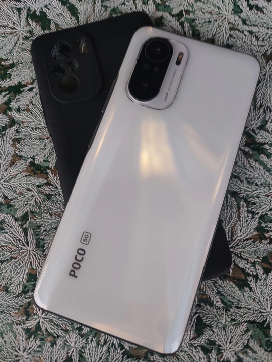 Xiaomi POCO F3 5G .
Жемчужно