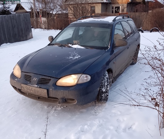 В продаже хендай лантра 1999гв.