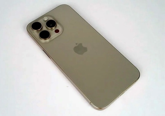 Продам iPhone 15 Pro Max