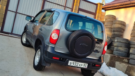 Chevrolet Niva 2016г 1.7  (2)