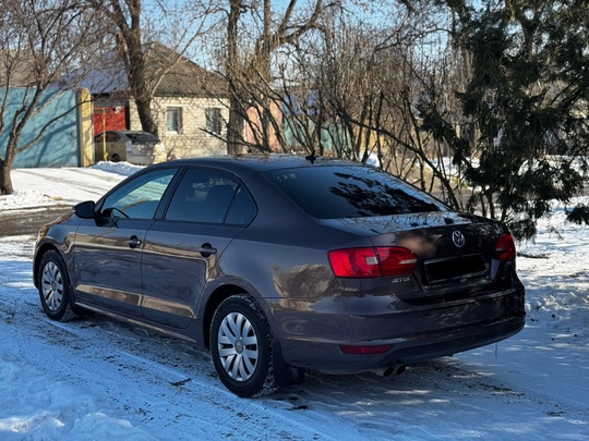 Volkswagen Jetta 2014 год выпуска.
Автомобиль (2)