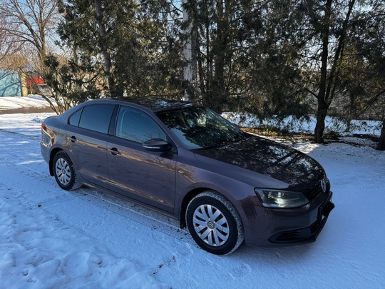 Volkswagen Jetta 2014 год выпуска.
Автомобиль (6)