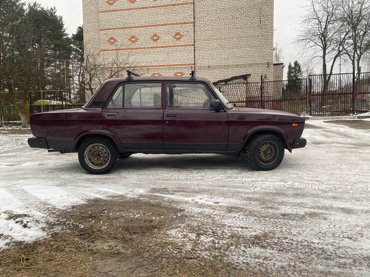 Продам ваз 2107 инжектор на (1)