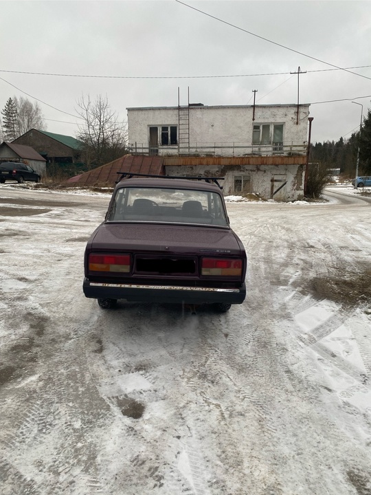 Продам ваз 2107 инжектор на (2)