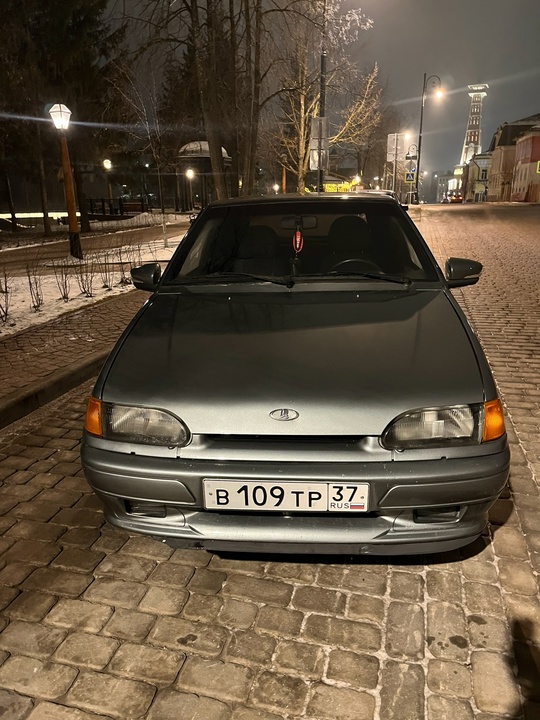 Продам авто ваз 2114 
2008 (2)