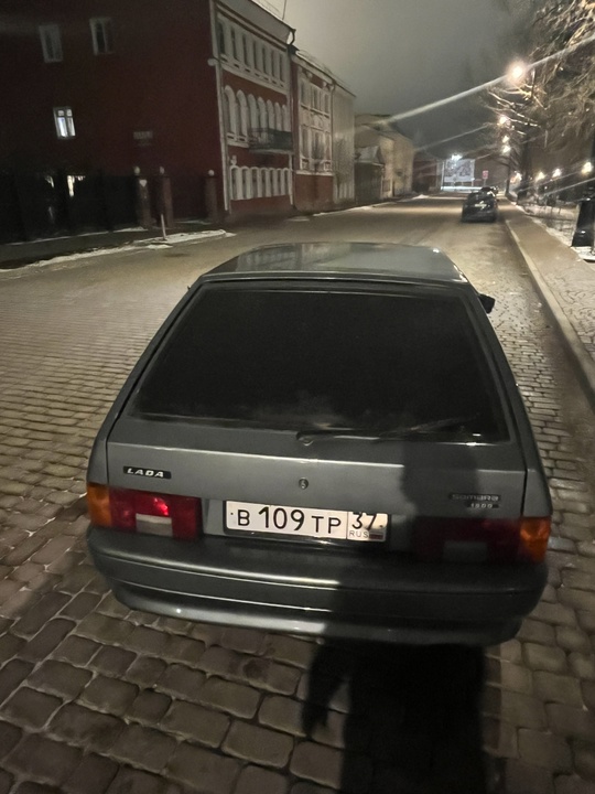 Продам авто ваз 2114 
2008 (6)