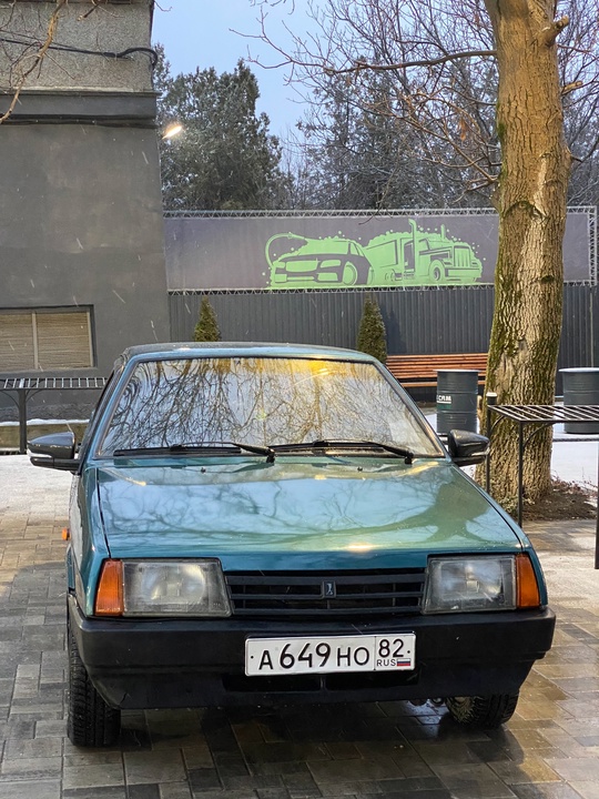 Продам ваз 21099
Год 1997
Цена 185.000
Машина (2)