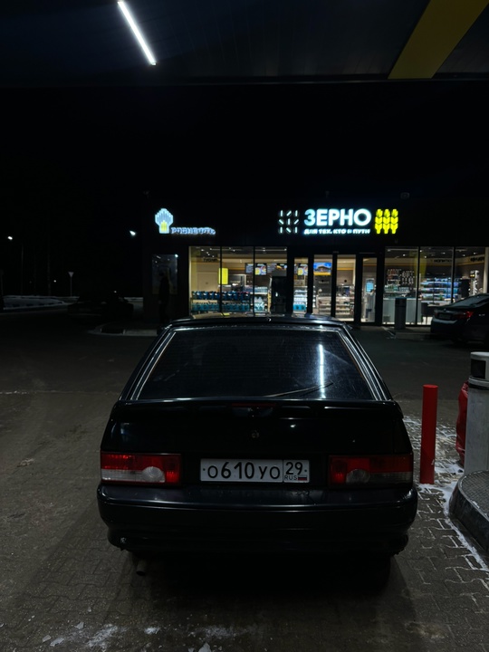 Продам ваз 2114. 
Год 2007
Цена (4)
