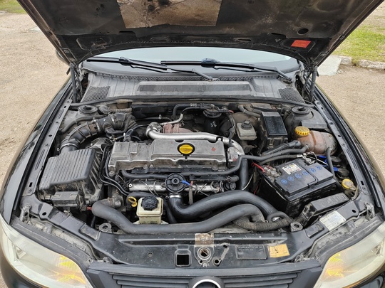 Opel vectra B 2.0 diesel (8)