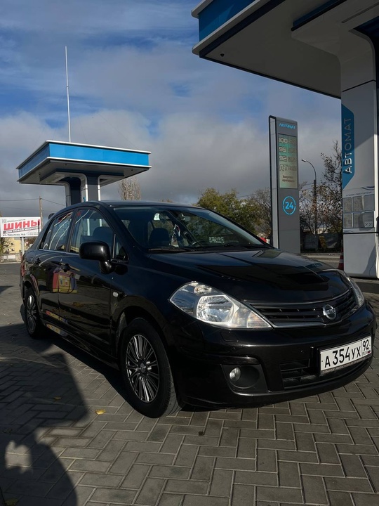 Nissan Tiida 2010 год.
Двигатель 1.8