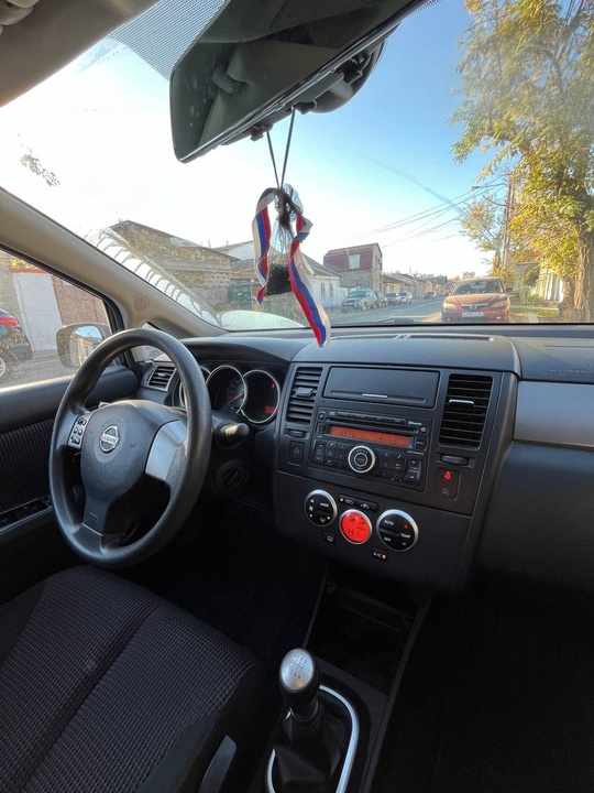 Nissan Tiida 2010 год.
Двигатель 1.8 (9)