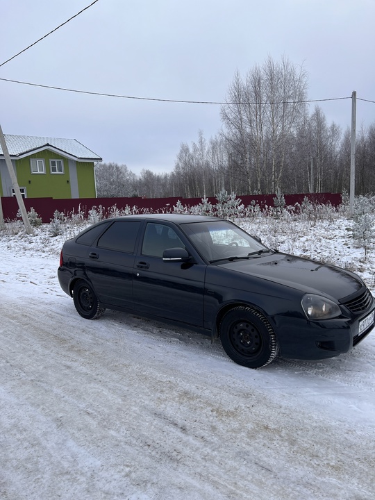 Приора 8 год. 
Мотор перебран. (1)
