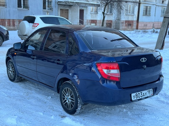 Продам LADA GRANTA 2012 
Машина (3)