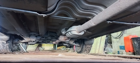 Hyundai Tucson 2007 год. 
Двигатель (6)