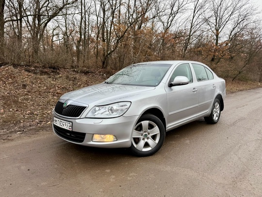Skoda Octavia A5 2011г.
1.8T бензин (3)