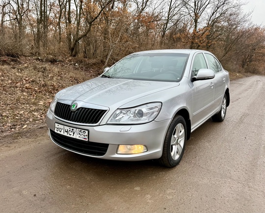 Skoda Octavia A5 2011г.
1.8T бензин (5)