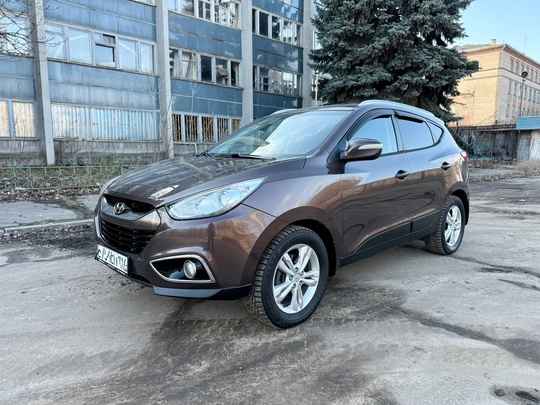 Hyundai ix35 2010г. 
2.0 бензин (3)