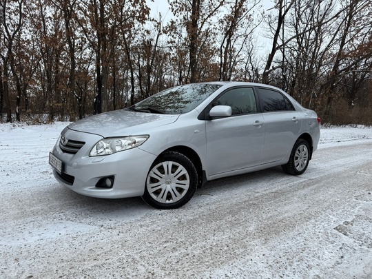 Toyota Corolla 2008г.
1.6 бензин автомат
(Роботизированная (5)