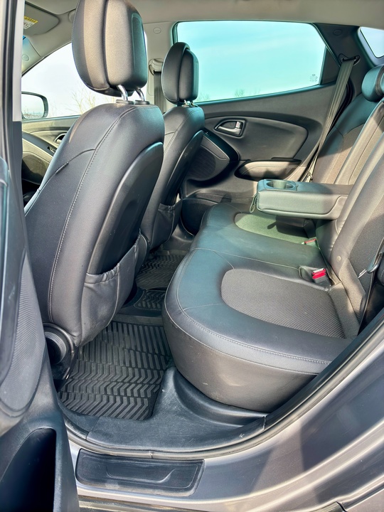 Продается Hyundai IX35 2014 года (5)