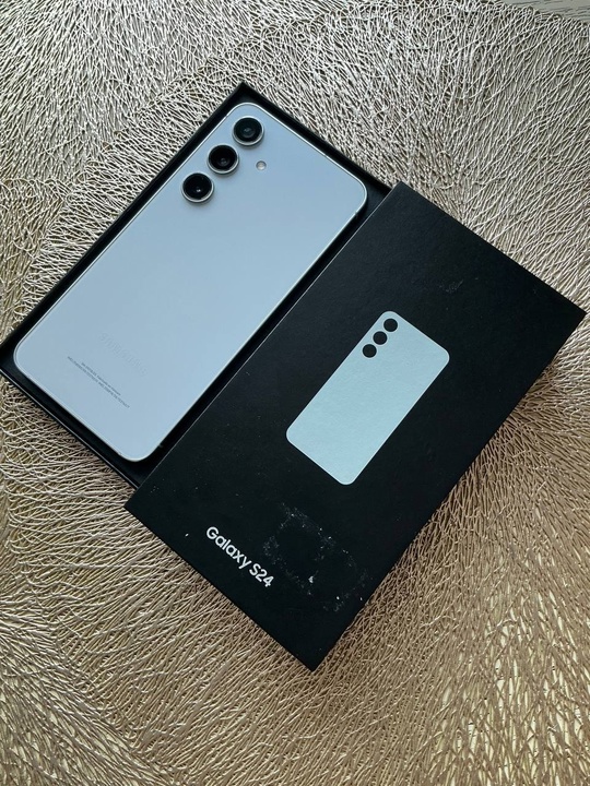 Samsung Galaxy S24 -8/128. Состояние