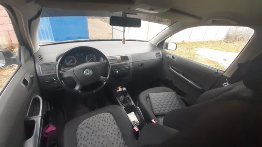 Продам 350 000 руб. Шкода (1)