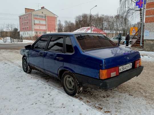 Продам 21099 на учете.
2002 год,полный (2)