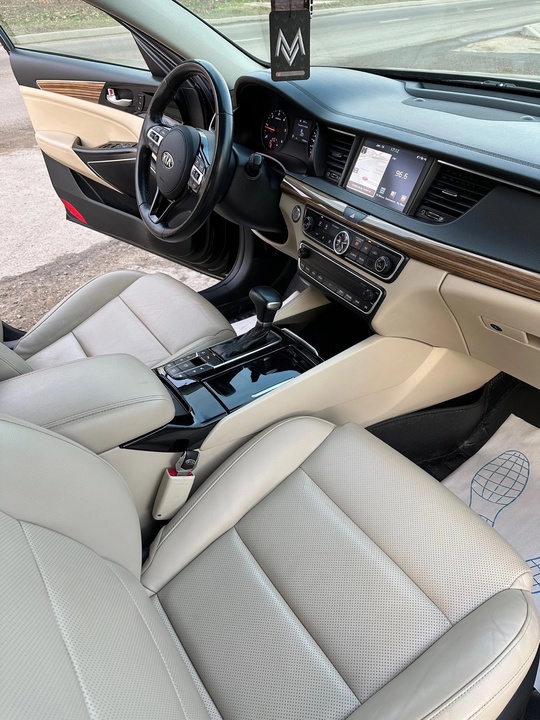 Kia k7
2016 год
2,2 td
1 хозяин
79,000 (9)