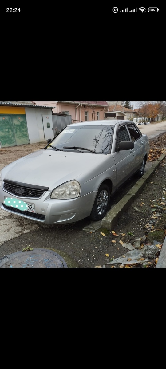 Продам Приору 2009 год, в (2)