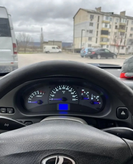Ваз 2112, 2006г. 
Авто на (4)